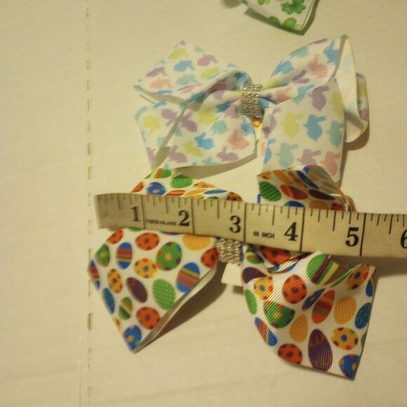Holiday hair bow bundle hearts, shamrocks,Easter eggs NWT - Picture 6 of 8